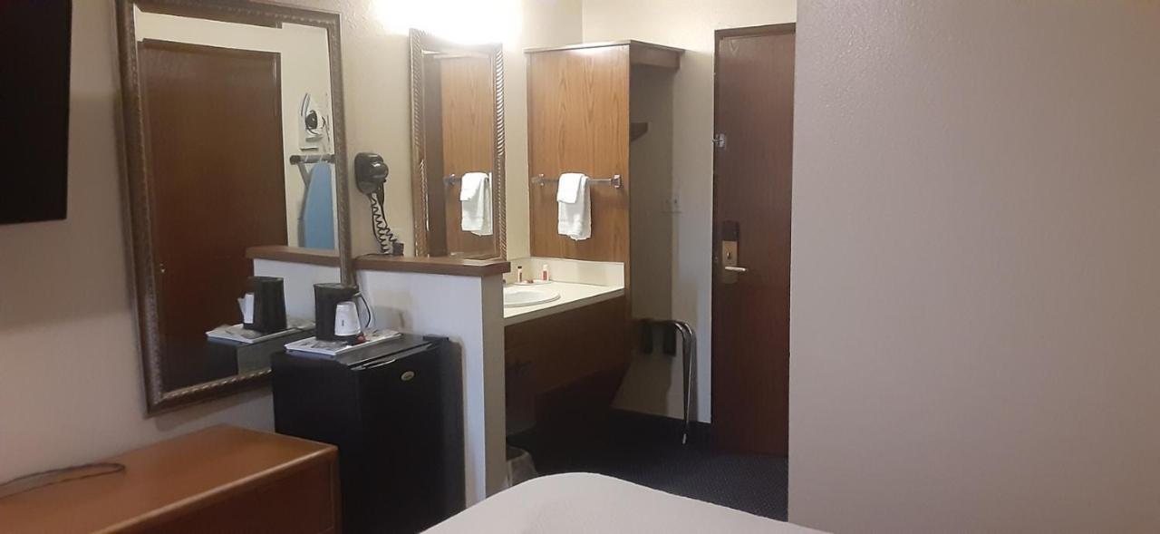 Days Inn By Wyndham Pocatello University Area Eksteriør bilde