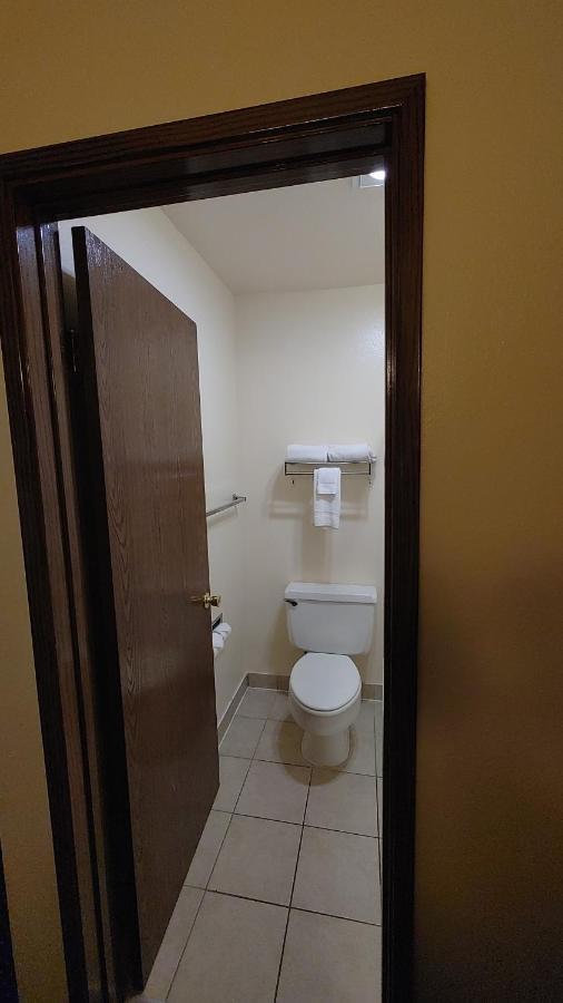Days Inn By Wyndham Pocatello University Area Eksteriør bilde