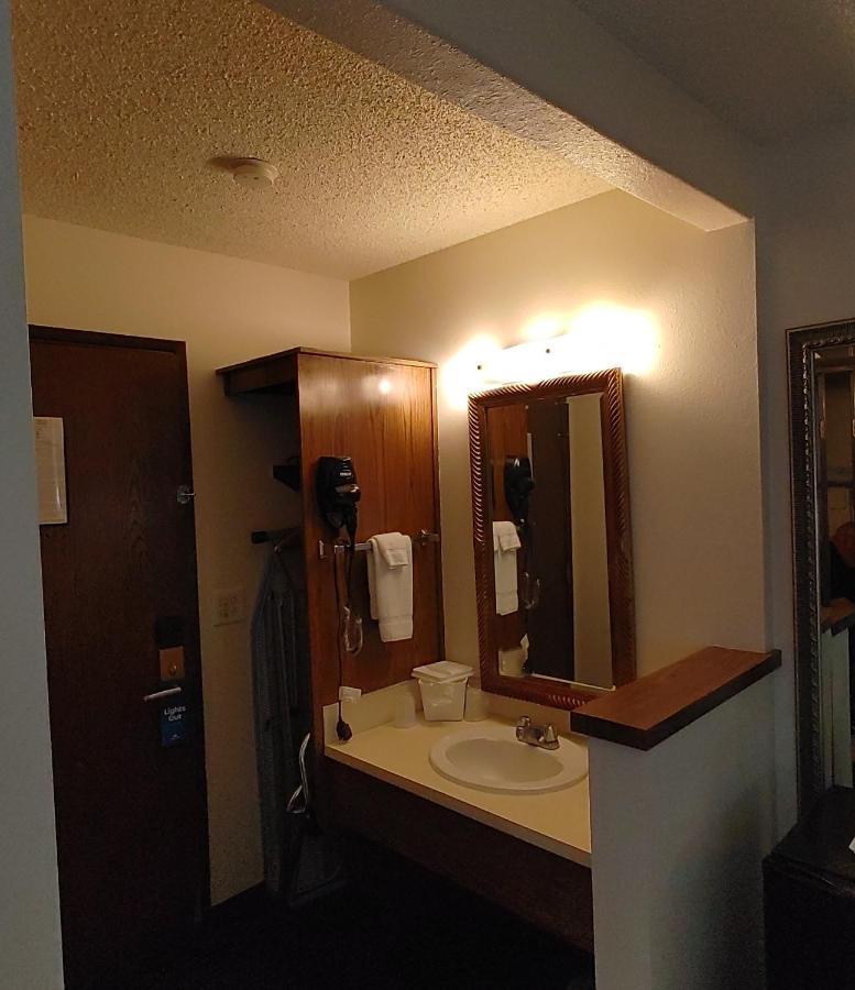 Days Inn By Wyndham Pocatello University Area Eksteriør bilde