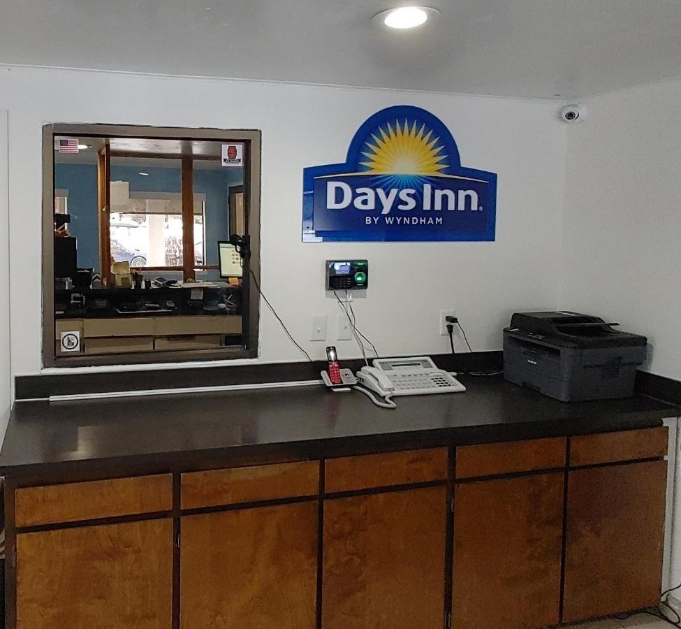 Days Inn By Wyndham Pocatello University Area Eksteriør bilde