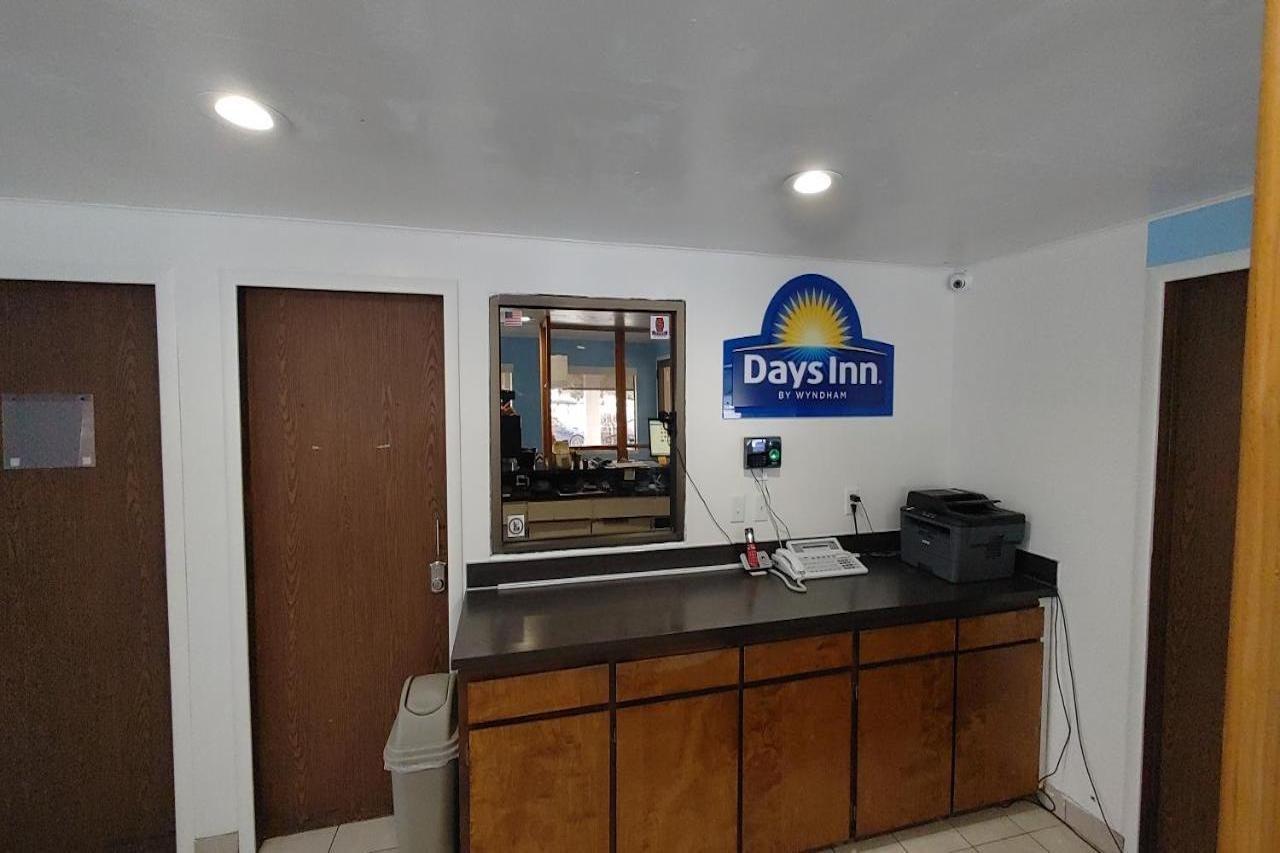 Days Inn By Wyndham Pocatello University Area Eksteriør bilde